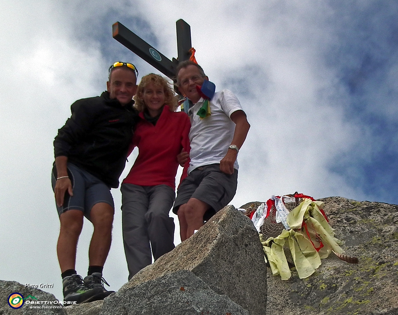 01 In vetta al Re di Castello (2889 m.).JPG